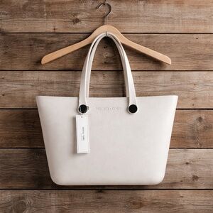 Women's Cream Tote Bag
